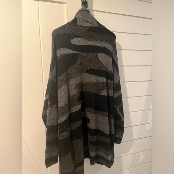 Nadia Aboulhosn x Love & Legend for Addition Elle Cardigan with belt - Picture 9 of 11